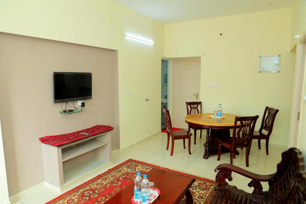 بونديتْشيري Lia'S Homestay المظهر الخارجي الصورة