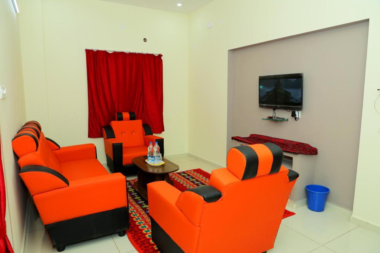 بونديتْشيري Lia'S Homestay المظهر الخارجي الصورة
