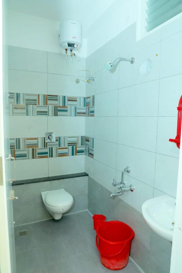 بونديتْشيري Lia'S Homestay المظهر الخارجي الصورة