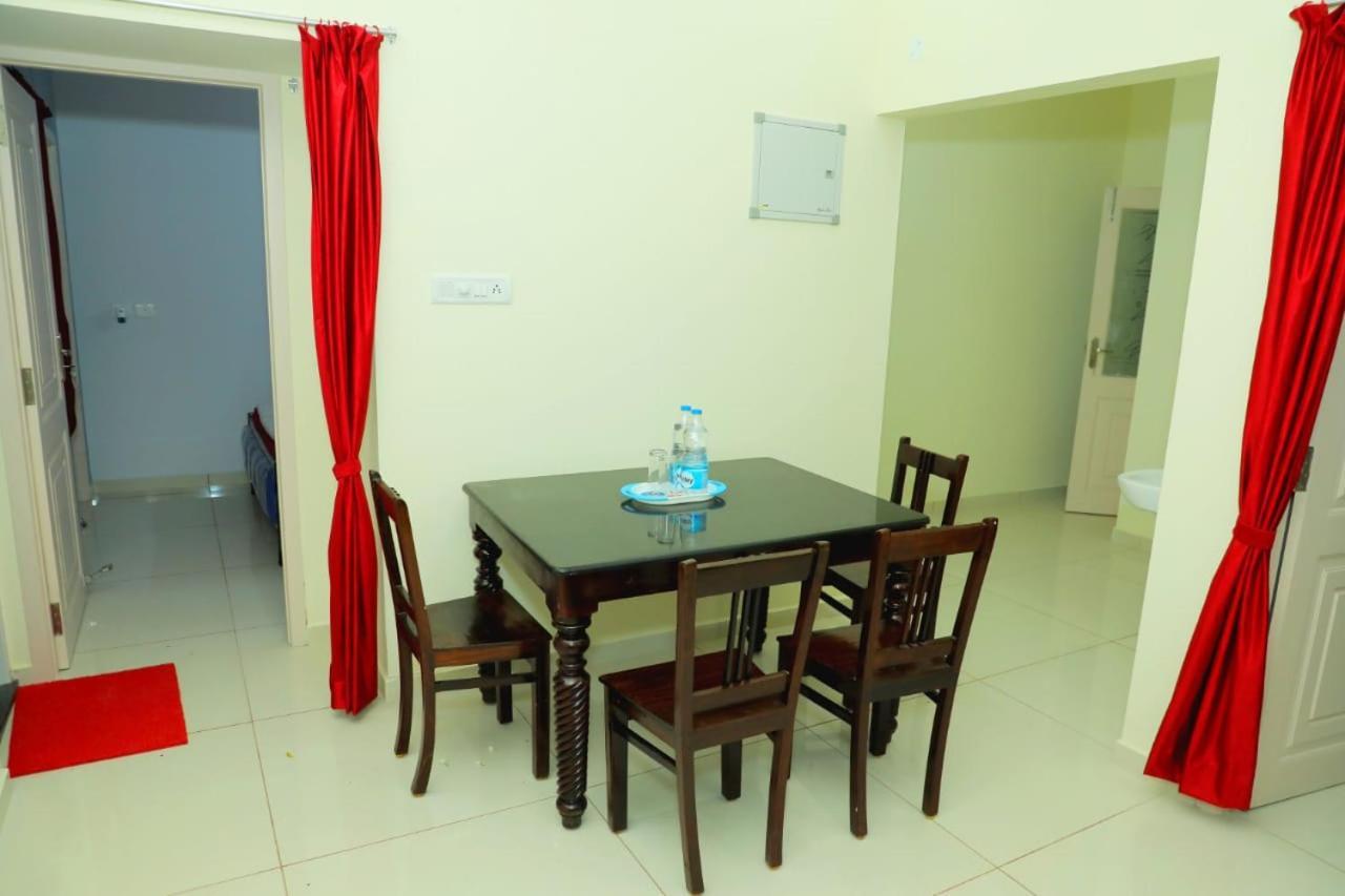 بونديتْشيري Lia'S Homestay المظهر الخارجي الصورة