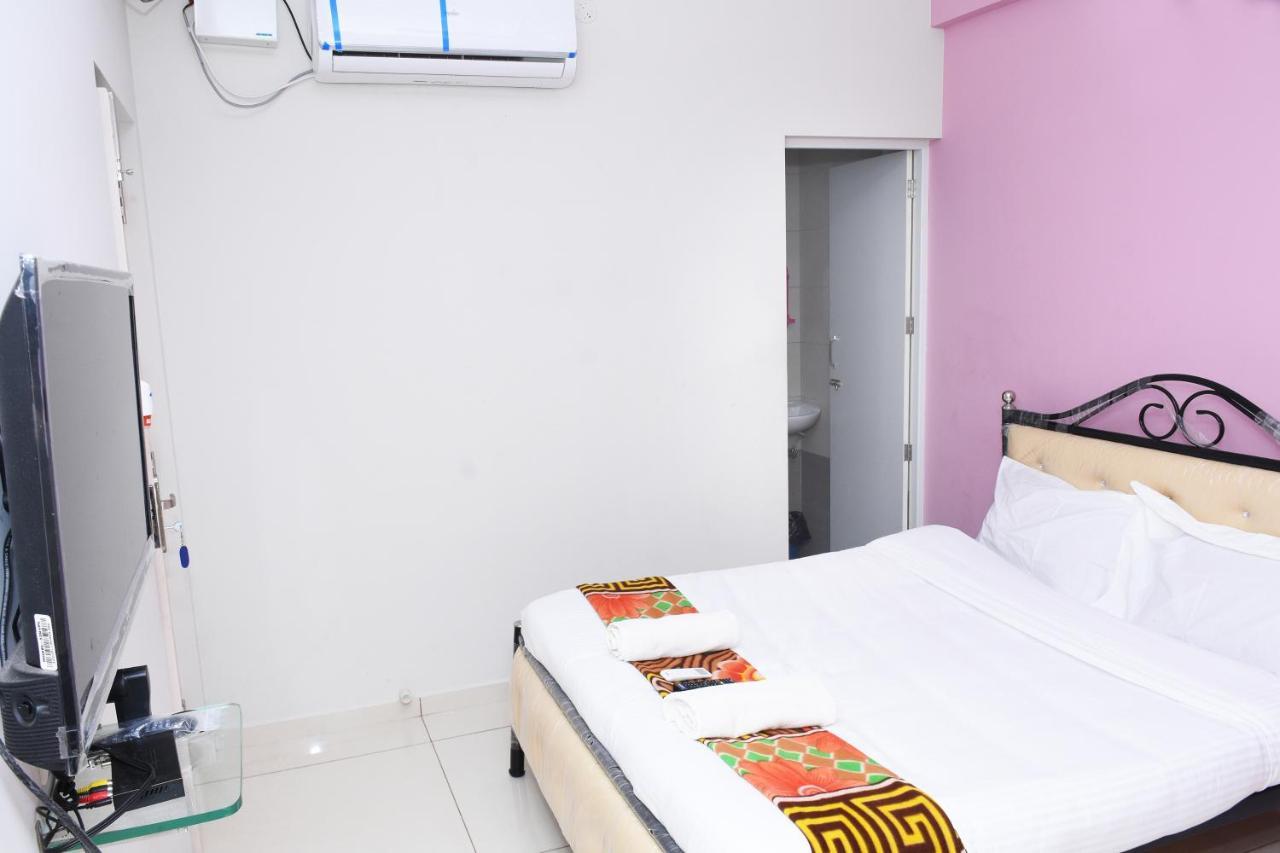 بونديتْشيري Lia'S Homestay المظهر الخارجي الصورة