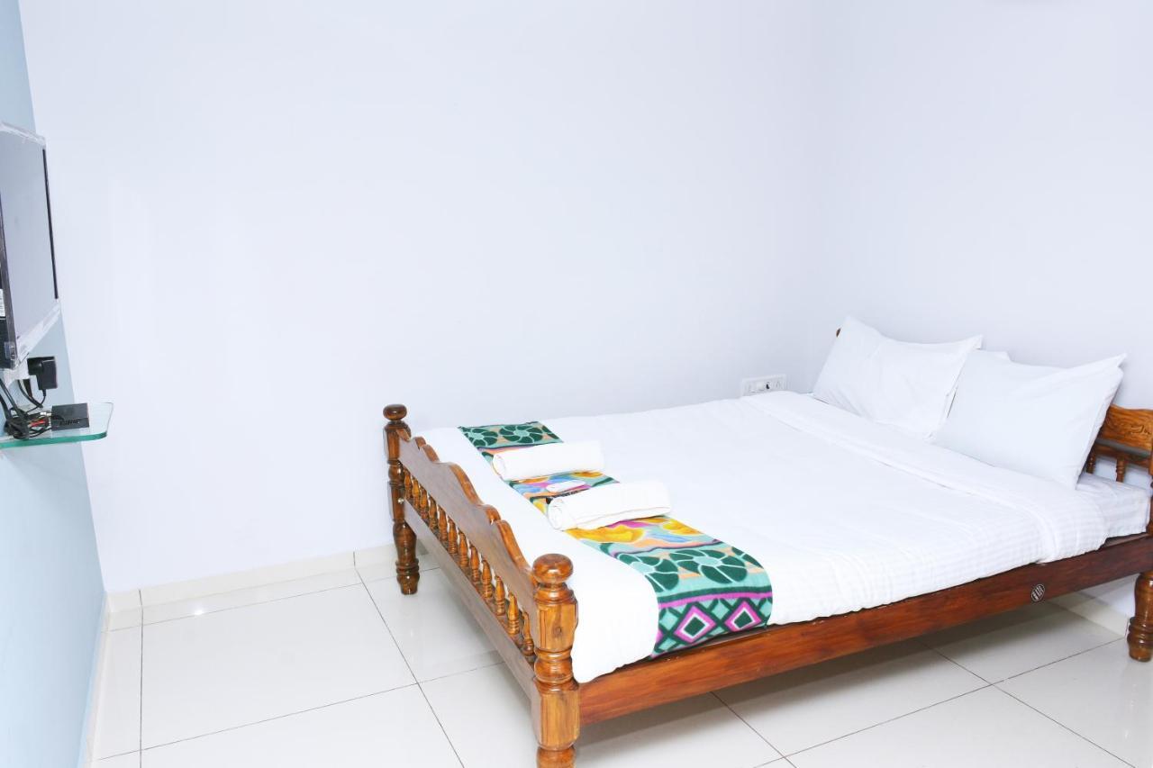 بونديتْشيري Lia'S Homestay المظهر الخارجي الصورة